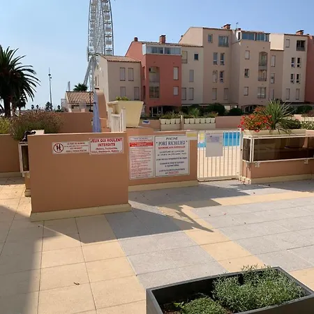 Grand T3 Piscine, Garage Centre Port Апартаменты