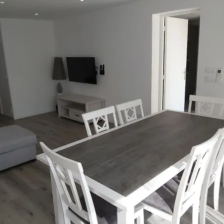 Apartamento Grand T3 Piscine, Garage Centre Port *
